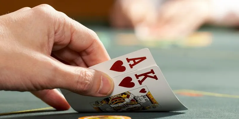 Lợi ích của việc chơi poker online 789Bet